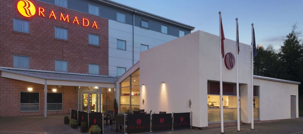 Ramada Wakefield, Alverthorpe — photo 1