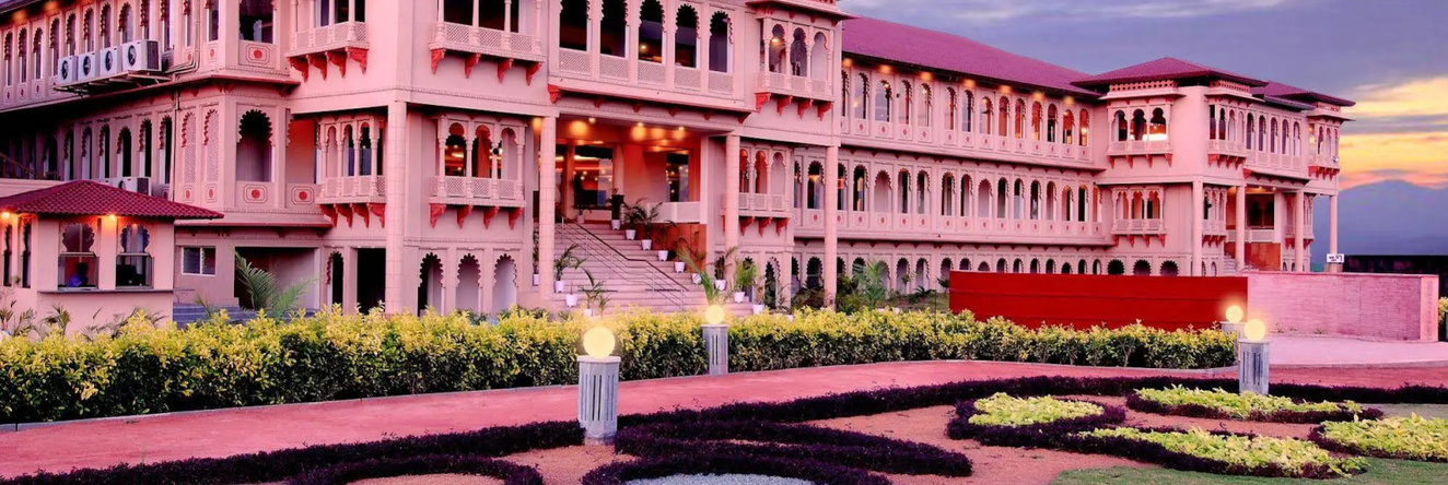 Gateway Kandla Gandhidham, Гандидхам — фото 1