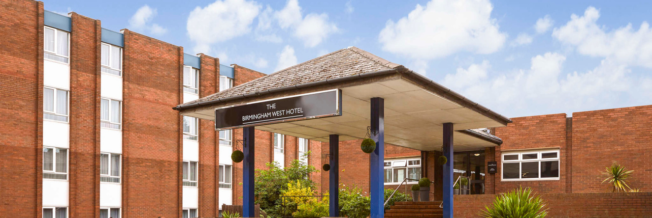 Mercure Birmingham West Hotel, 西布罗米奇 — 照片 1