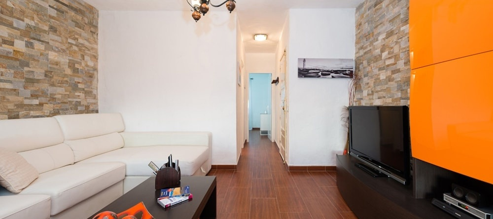 Apartment 50 Meters from the sea GC16, 加尔达尔 — 照片 1