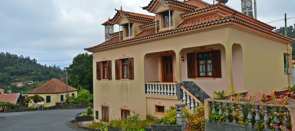 Casa de Santana, Santana — photo 1