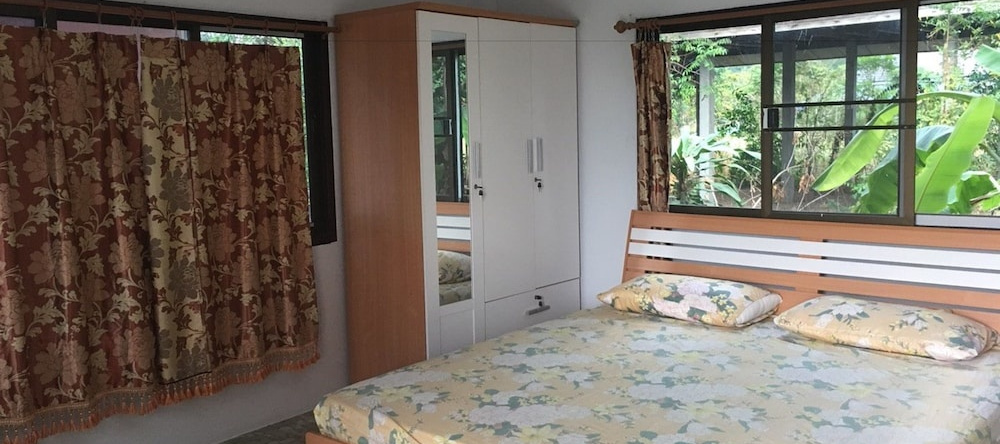 Songphu Homestay  2, Prakhon Chai — photo 1
