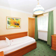 Hotel König Laurin, San Genesio Atesino — photo 3