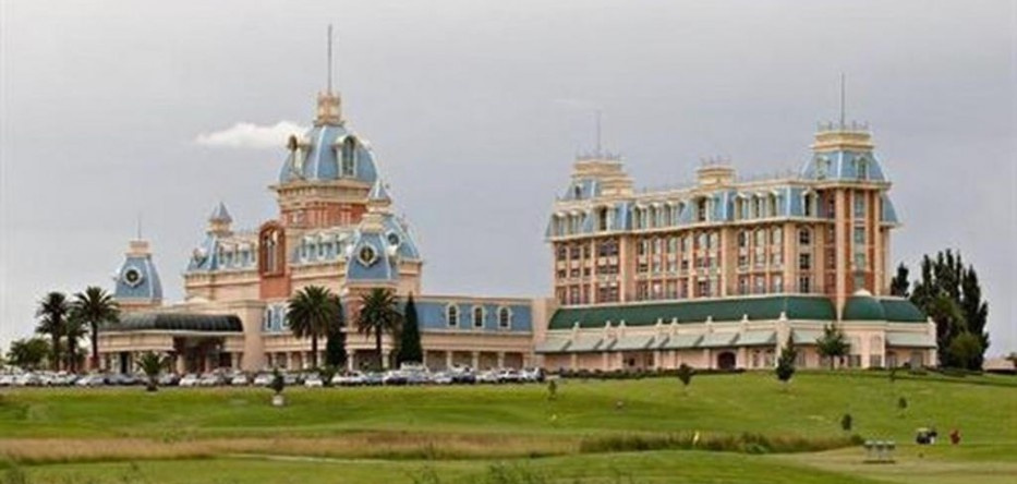Graceland Hotel & Casino Country Club, Секунда — фото 1