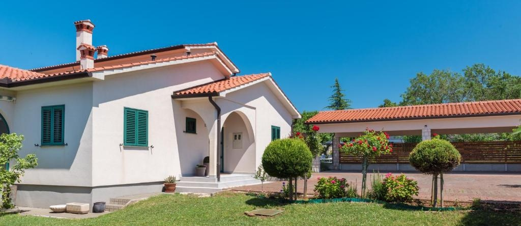 Holiday House Olive Grove With Pool And Garden, Пресика — фото 1