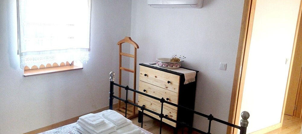 Villa With 2 Bedrooms In Montes Da Senhora, With Wonderful Mountain Vi, Пруэнса-а-Нова — фото 1