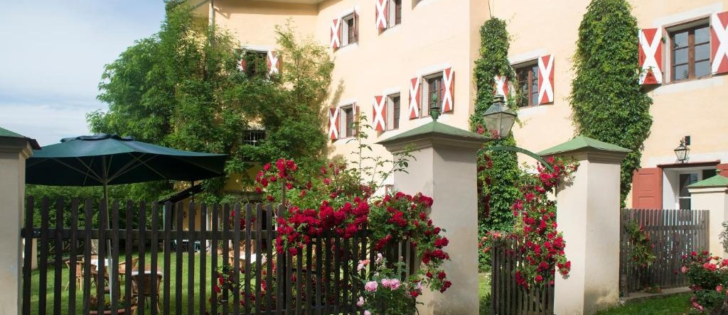 Hotel Landsitz Pichlschloss, 诺伊马克特 — 照片 1