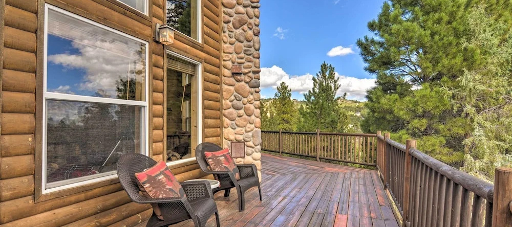 Gorgeous Alton Cabin w/ Deck + Mountain Views, 长谷交汇处 — 照片 1