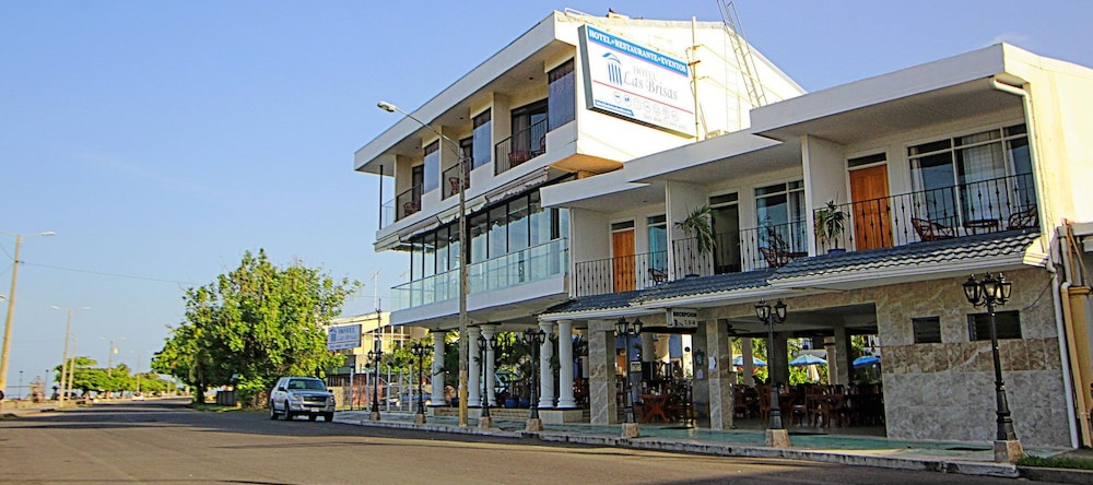 Hotel Las Brisas, 蓬塔雷纳斯 — 照片 1