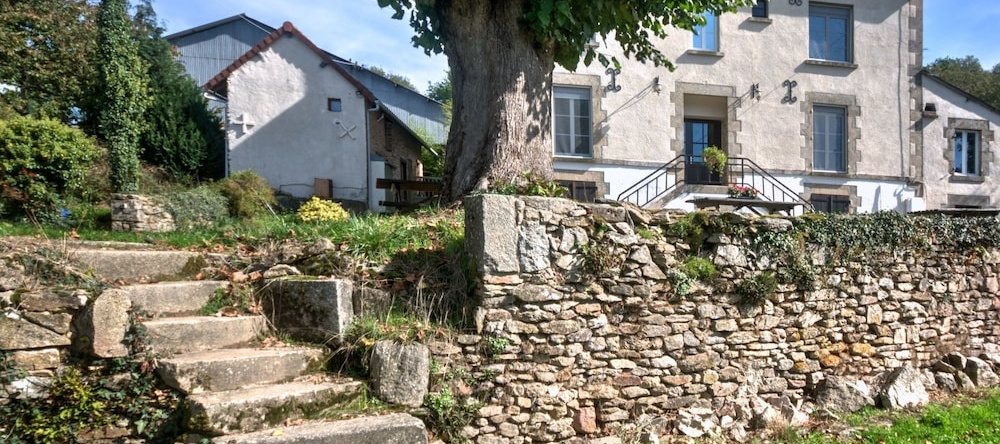 Maison De Maître À La Ferme Des Hommes, Ла-Сутеррен — фото 1