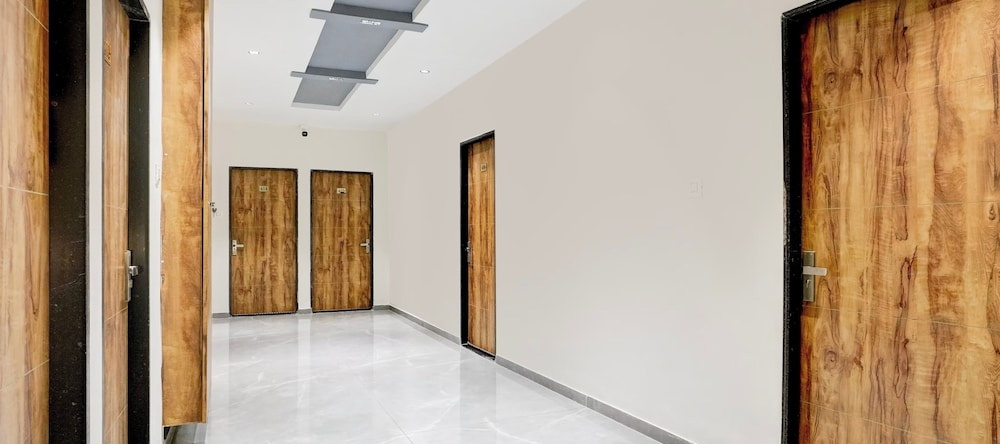 Hotel Ambika, Vadodara, Вагходия — фото 1