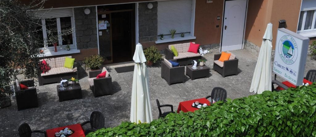 Hotel Bellavista Meublè, 蒙特伊索拉 — 照片 1