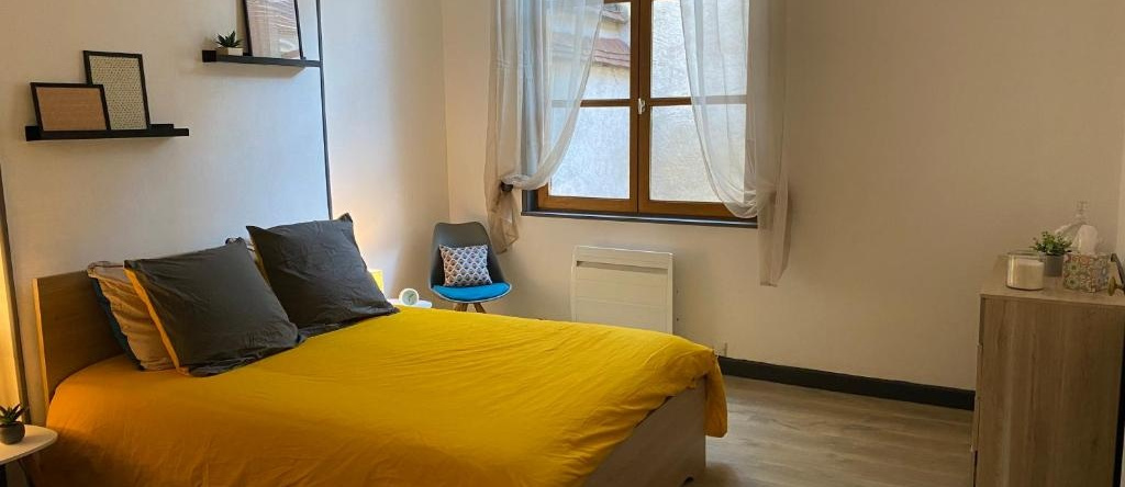Joli Appartement Quartier Historique, 5 Pers, Мулен — фото 1