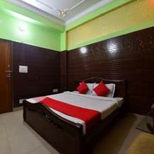 OYO 28146 Hotel Virsa, 卡尔卡 — 照片 3