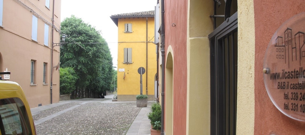 BB il Castello di Vetro, 卡斯特尔韦特罗-迪-摩德纳 — 照片 1