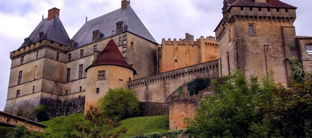 Monumental House With Private Pool and a Stunning View of Belvès, Belves — photo 1