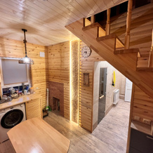 S Basseynom I Baney Guest House, 伊诺泽姆采沃 — 照片 2