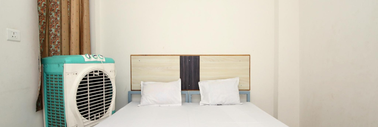 SPOT ON 41197 Gurukripa Guest House, 钦德瓦拉 — 照片 1