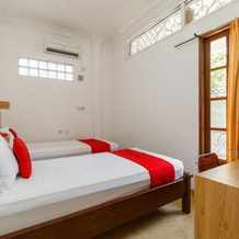 RedDoorz Syariah near Lahat Station, Lahat — photo 3