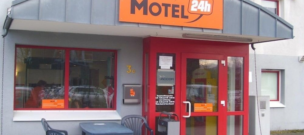 Motel 24h Mannheim, 曼海姆 — 照片 1
