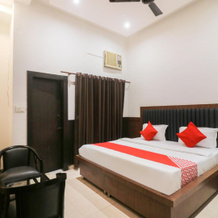 OYO 49034 Hotel Grand Resort, 萨哈兰普尔 — 照片 4