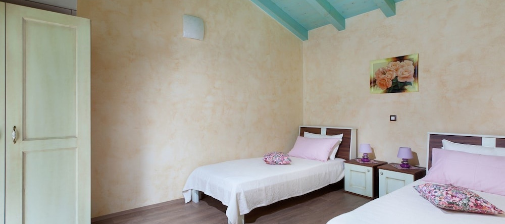 Beautiful Villa in Sveti Lovrec With Barbecue, 塞利纳 — 照片 1