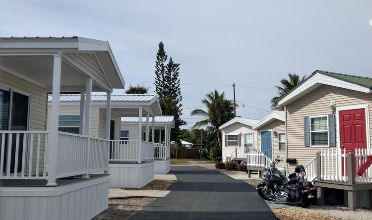 Caribbean Shores Bungalows, Дженсен-Бич — фото 1