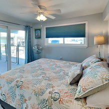 Reel Paradise by RedAwning, Jamaica Beach — photo 2