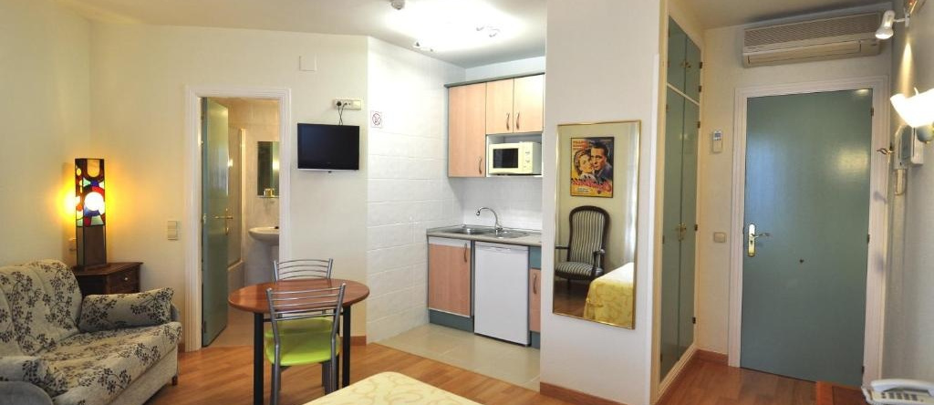 Hotel Apartamentos Aralso Sotillo, Ла-Ластрилья — фото 1