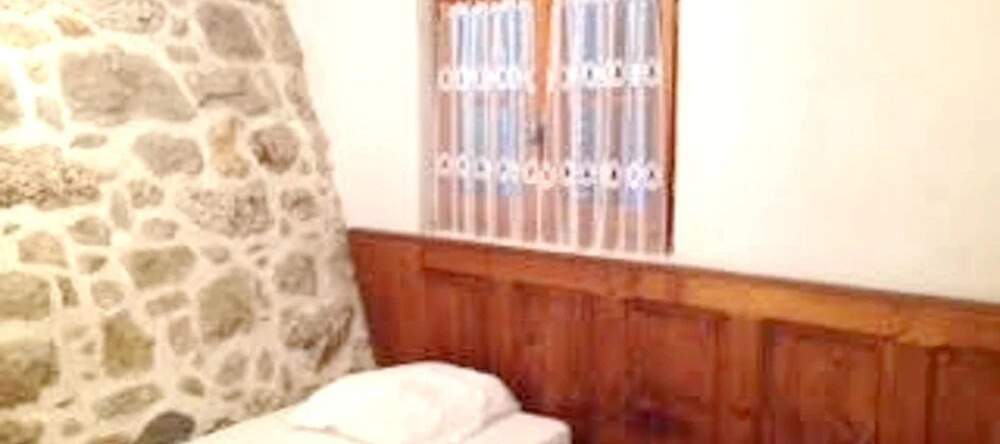 House With 2 Bedrooms in Saint-julien-de-la-nef, With Wonderful Mountain View, Pool Access and Enclosed Garden, Saint-Julien-de-la-Nef — photo 1
