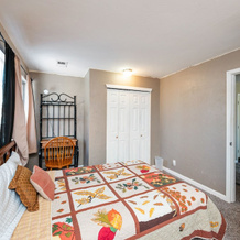 New Listing! Top-floor Gem W/ Outdoor Fireplace 4 Bedroom Duplex, 威斯敏斯特 — 照片 3