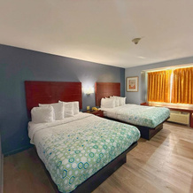 Blisspoint Inn & Suites, Northwood, Нортвуд — фото 3