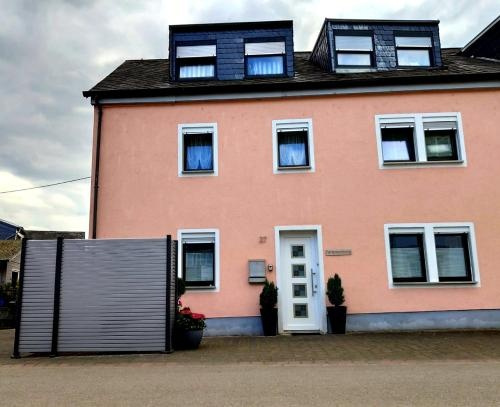 Apartment Schweich-Issel Familie Lentes NEU RENOVIERT, 伊塞尔 — 照片 1