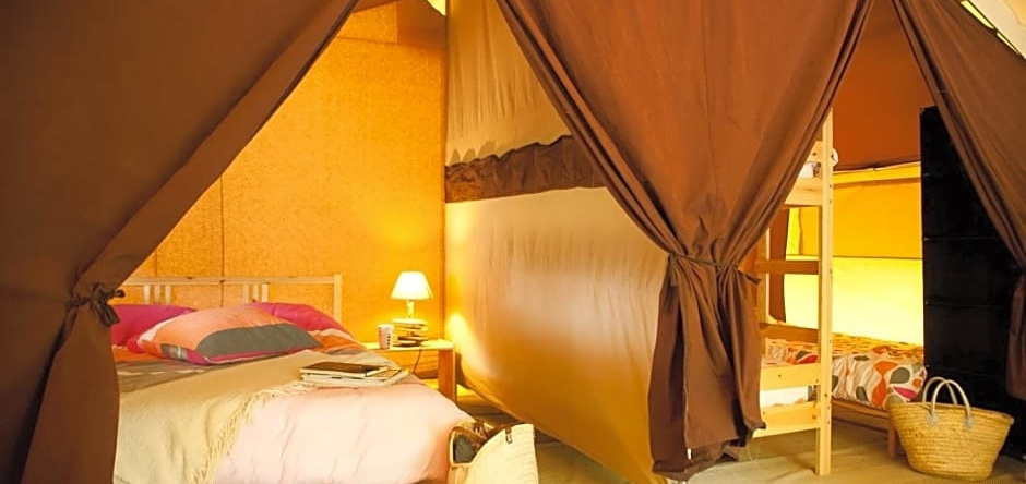 Tente Lodge La Téouleyre, 圣于连昂博恩 — 照片 1
