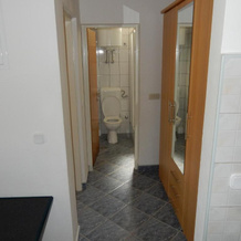 Apartments Indira II, 洛维什特 — 照片 4