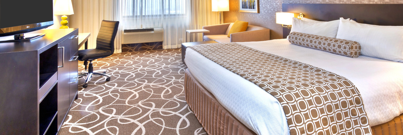 Crowne Plaza Kitchener-Waterloo by IHG, Kitchener — photo 1