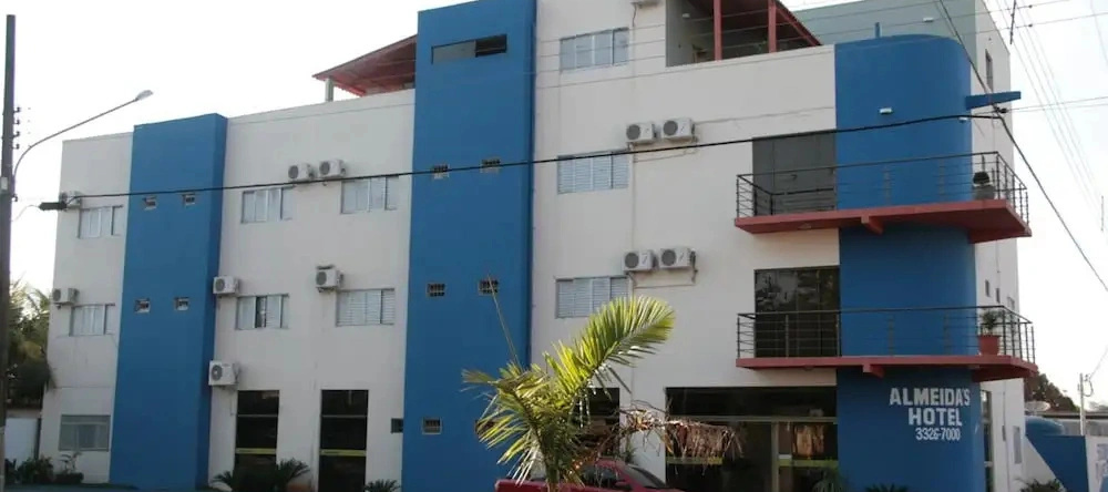 Almeida'S Hotel, Tangara da Serra — photo 1