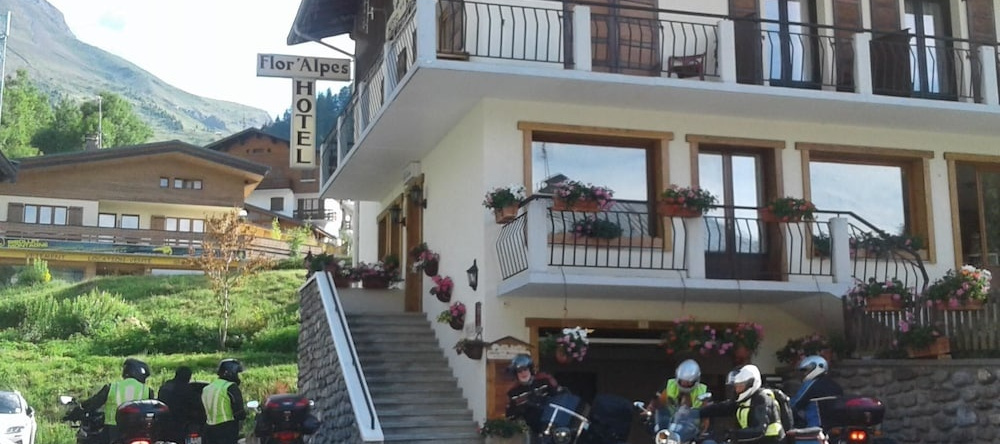 Hotel Flor'Alpes, 拉吉塔兹 — 照片 1