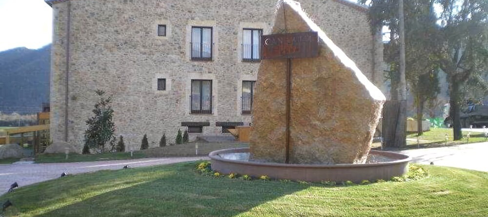 Can Guell Hotel Resort, 圣费雷奥尔 — 照片 1