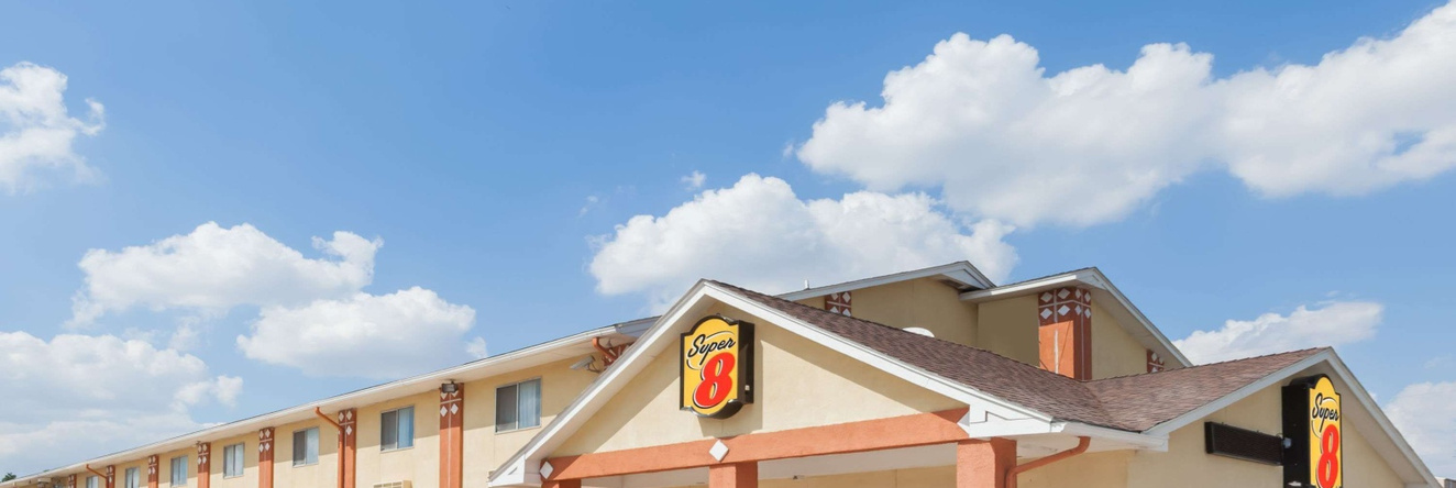 Super 8 By Wyndham Chickasha, Чикаша — фото 1