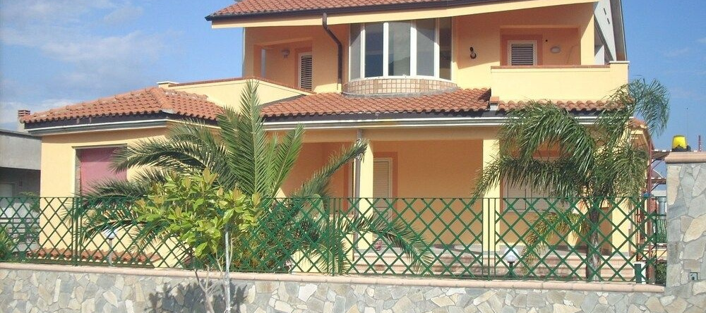 Villa Hermosa B And B, Монтепаоне — фото 1