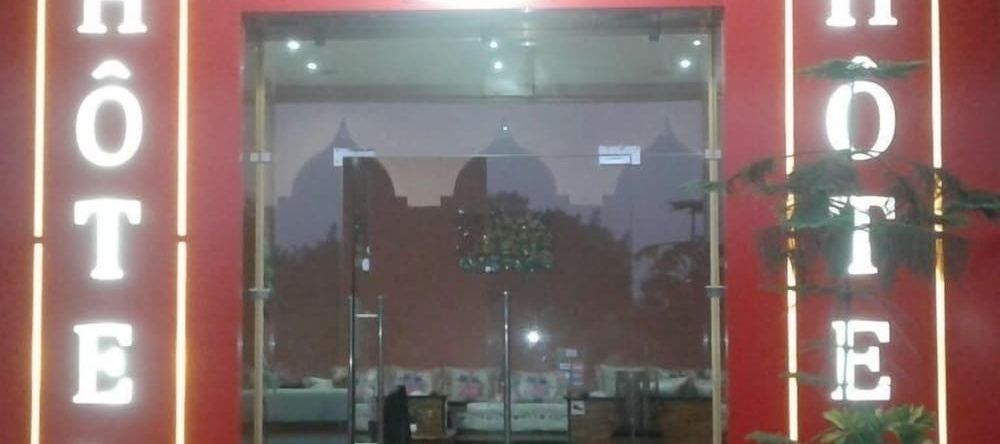 Hôtel Café Restaurant Assaka, 提兹尼特 — 照片 1