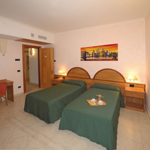 Hotel L'Aquila, Pomezia — photo 4