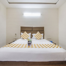 FabHotel Gayathri, 蒂鲁琴杜尔 — 照片 2