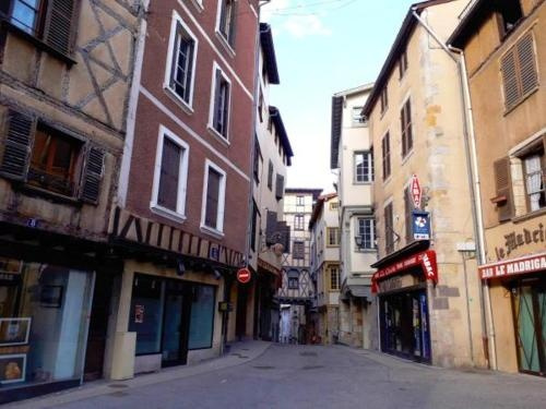 Le Medieval, 蒂埃 — 照片 1