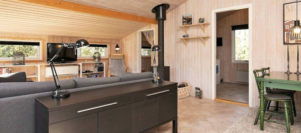Peaceful Holiday Home In Ålbæk Near Sea, Ольбек — фото 1