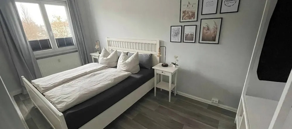 Charming 4-person Apartment in Hoyerswerda City Center, 霍耶斯韦达 — 照片 1