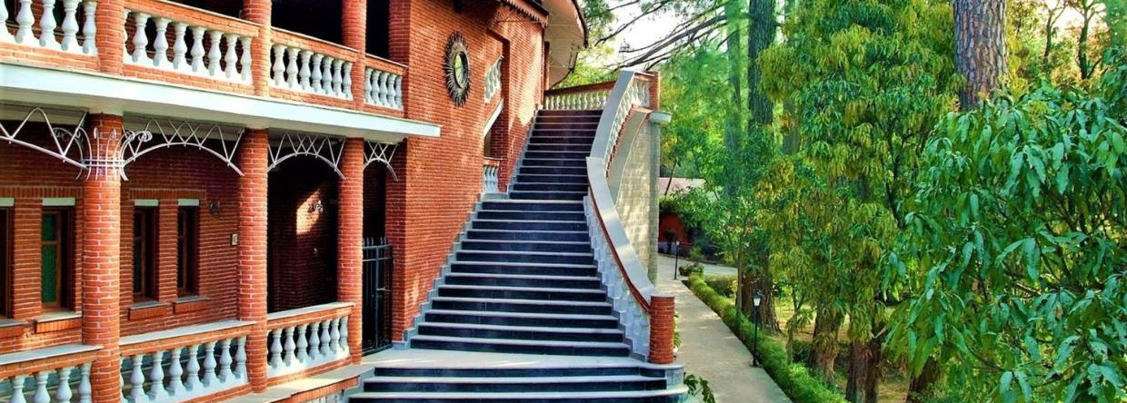 Taragarh Palace Hotel, 巴吉纳特 — 照片 1