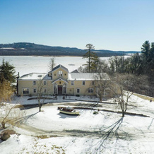 Historic & Secluded Estate On The Hudson River W/ Pool Sleeps 24 River House By Avantstay, Атенс — фото 4