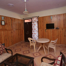 OYO 12140 Home 2BHK Valley view Ramgarh, 奈尼塔尔 — 照片 2